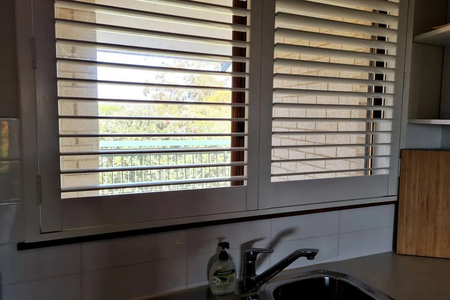 Summer Breeze - Holiday Or Business Apartment Australia
