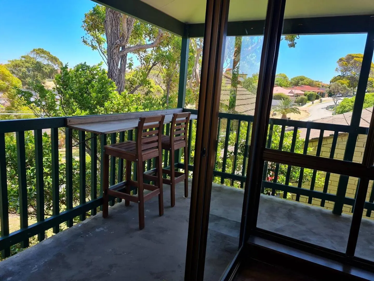 Summer Breeze - Holiday Or Business Apartment Australia